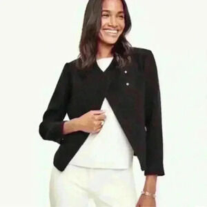 Ann Taylor Loft black wool blend asymmetrical snap blazer jacket, size 4 Petite